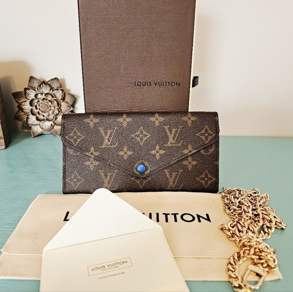 Louis Vuitton Monogram Josephine Wallet In Bleu